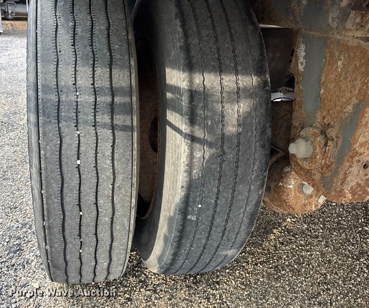 image for item YA1653 2007 Great Dane 7311TP-SAL dry van trailer