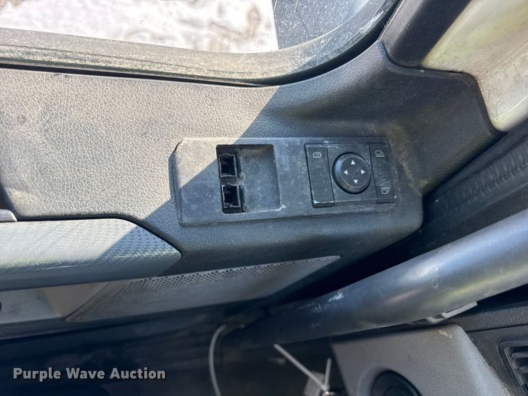 image for item YA1674 2018 Freightliner Cascadia semi truck