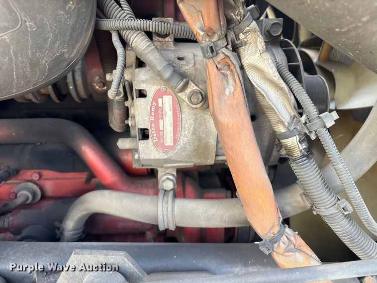 image for item YA1689 2018 International LT625 semi truck