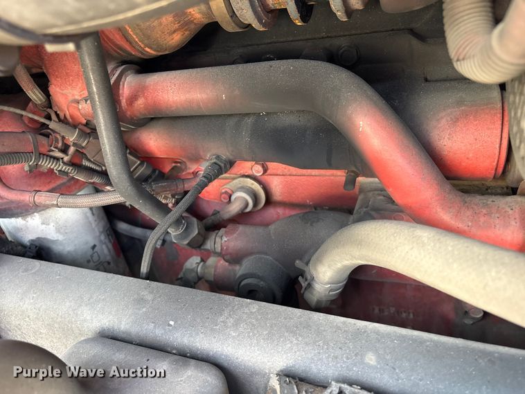 image for item YA1689 2018 International LT625 semi truck