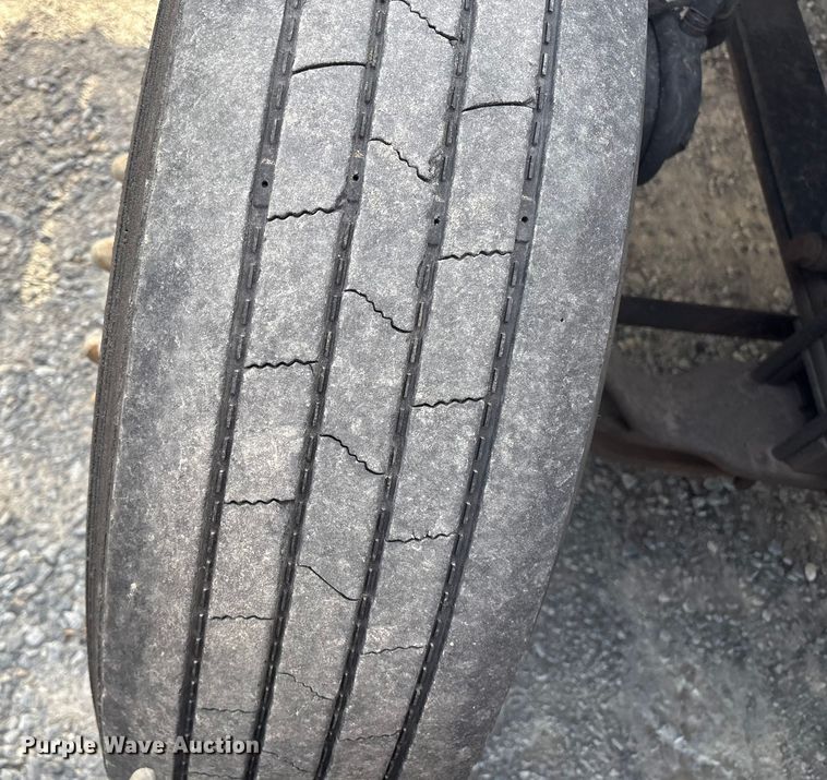 image for item YA1689 2018 International LT625 semi truck