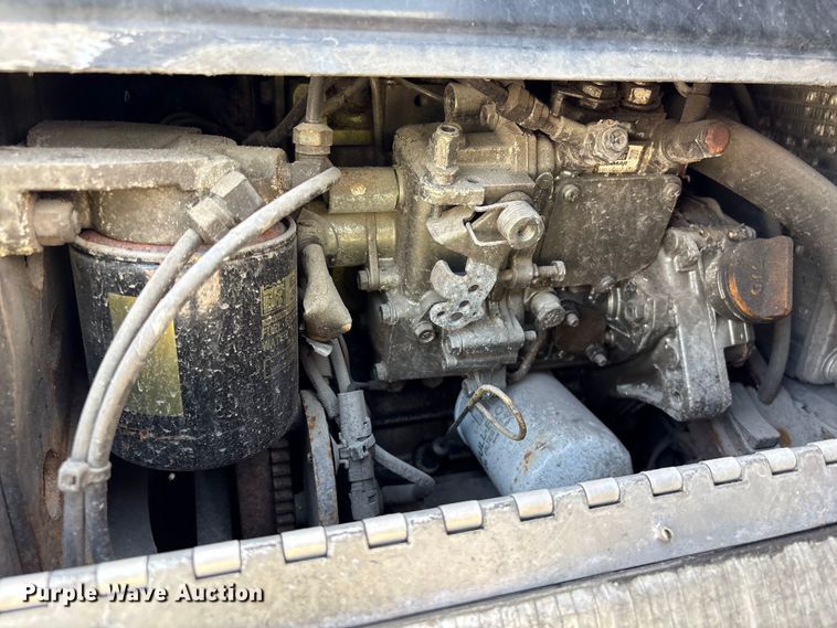 image for item YA1695 2019 International LT625 semi truck