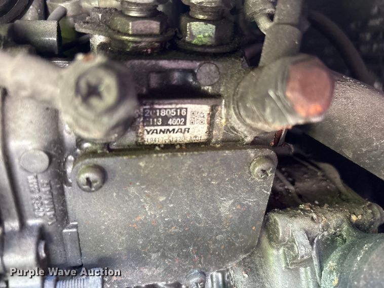 image for item YA1695 2019 International LT625 semi truck