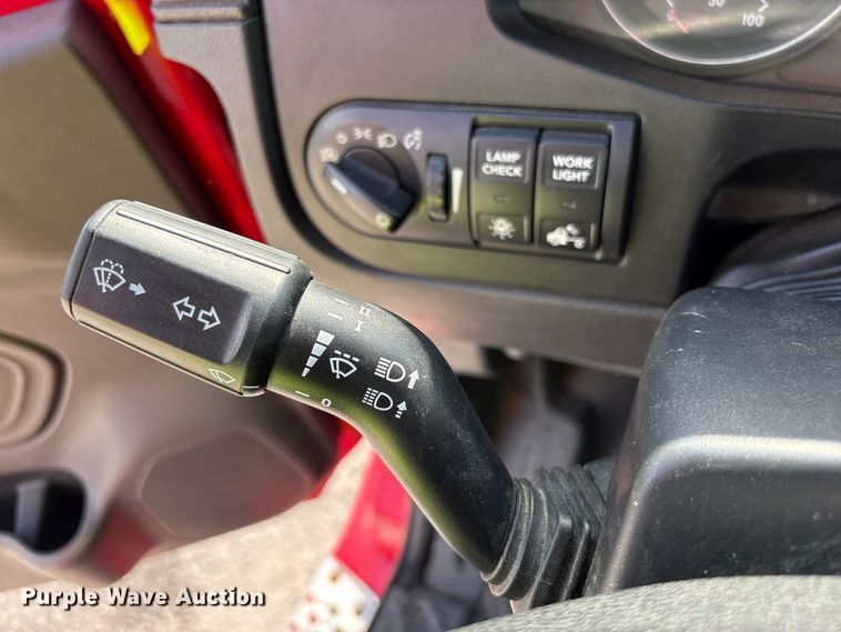 image for item YA1695 2019 International LT625 semi truck