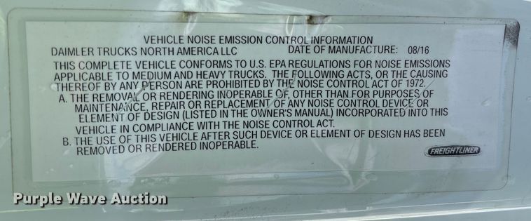 image for item YA1729 2017 Freightliner Cascadia semi truck