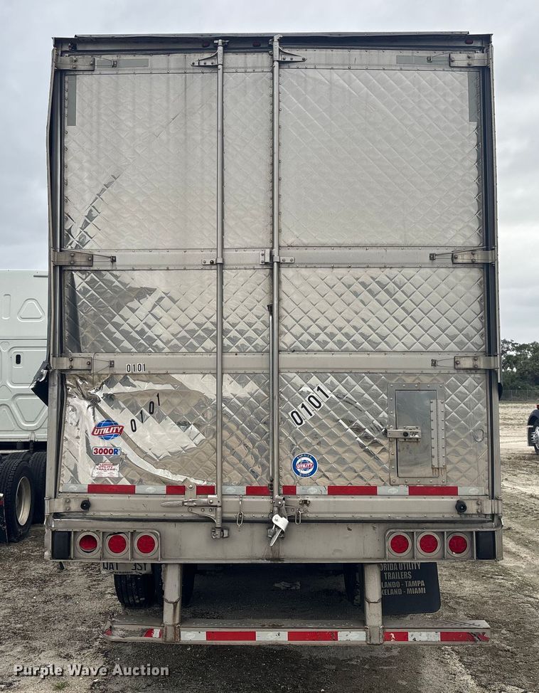 image for item YA1739 2023 Utility VS2RA refrigerated van trailer