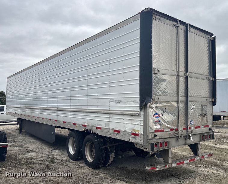 image for item YA1739 2023 Utility VS2RA refrigerated van trailer