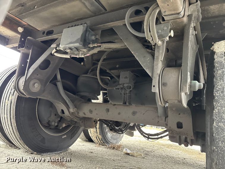 image for item YA1739 2023 Utility VS2RA refrigerated van trailer