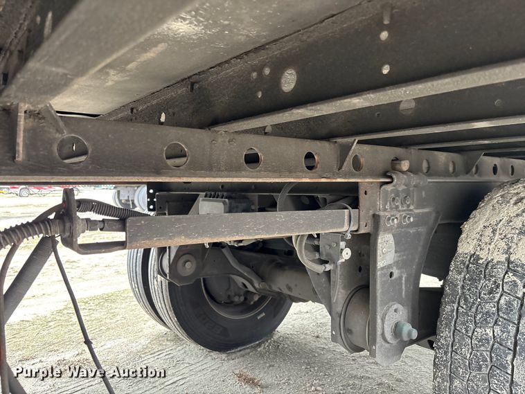 image for item YA1739 2023 Utility VS2RA refrigerated van trailer