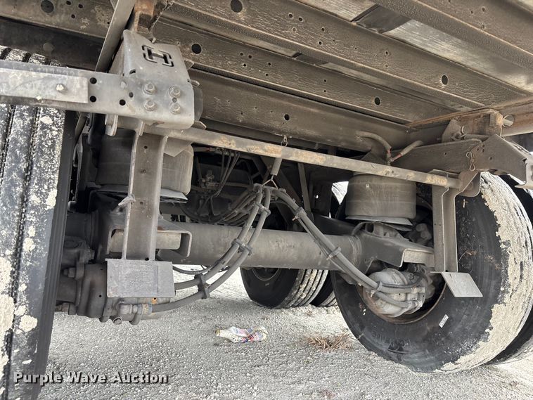 image for item YA1739 2023 Utility VS2RA refrigerated van trailer