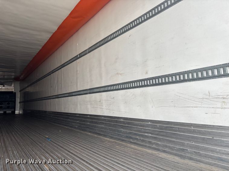 image for item YA1739 2023 Utility VS2RA refrigerated van trailer