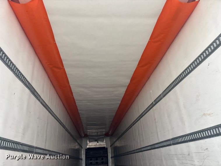 image for item YA1739 2023 Utility VS2RA refrigerated van trailer