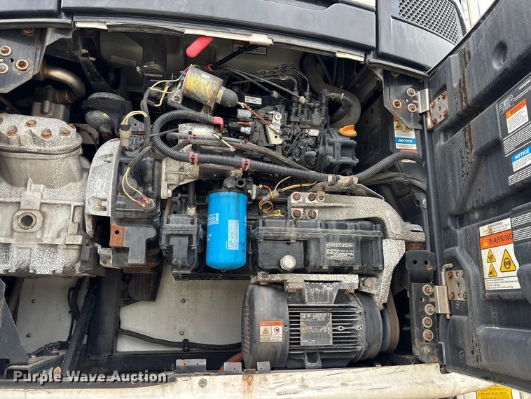 image for item YA1739 2023 Utility VS2RA refrigerated van trailer