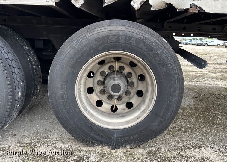 image for item YA1739 2023 Utility VS2RA refrigerated van trailer