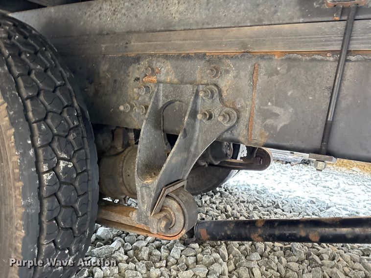 image for item YA1755 2016 International 4300 box truck