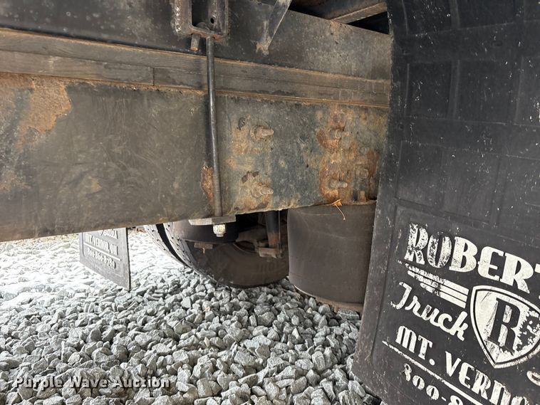 image for item YA1755 2016 International 4300 box truck