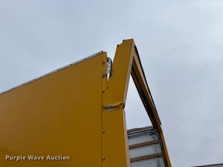 image for item YA1755 2016 International 4300 box truck