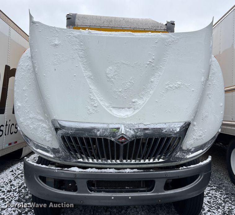 image for item YA1755 2016 International 4300 box truck