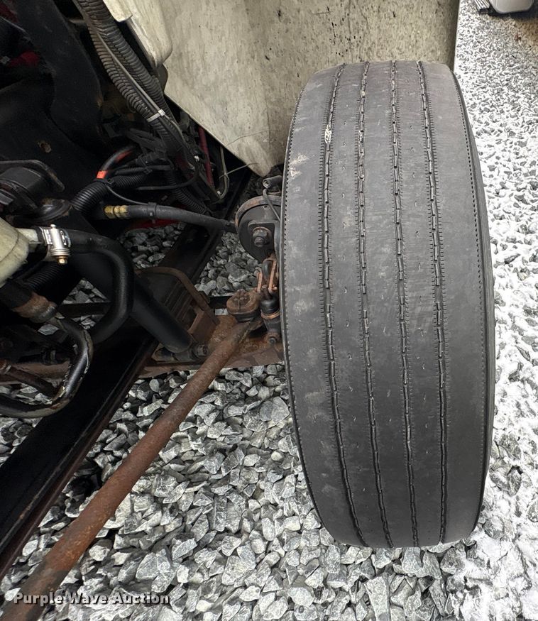 image for item YA1755 2016 International 4300 box truck