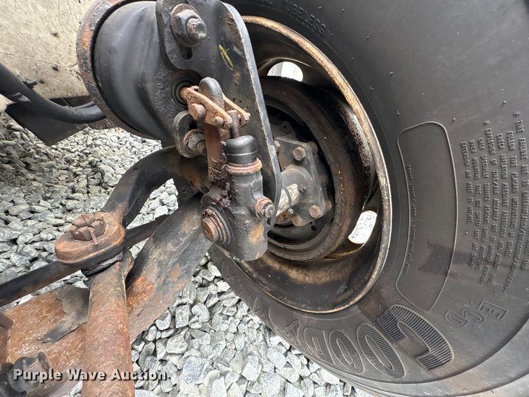 image for item YA1755 2016 International 4300 box truck