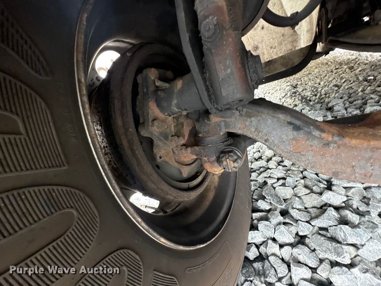 image for item YA1755 2016 International 4300 box truck