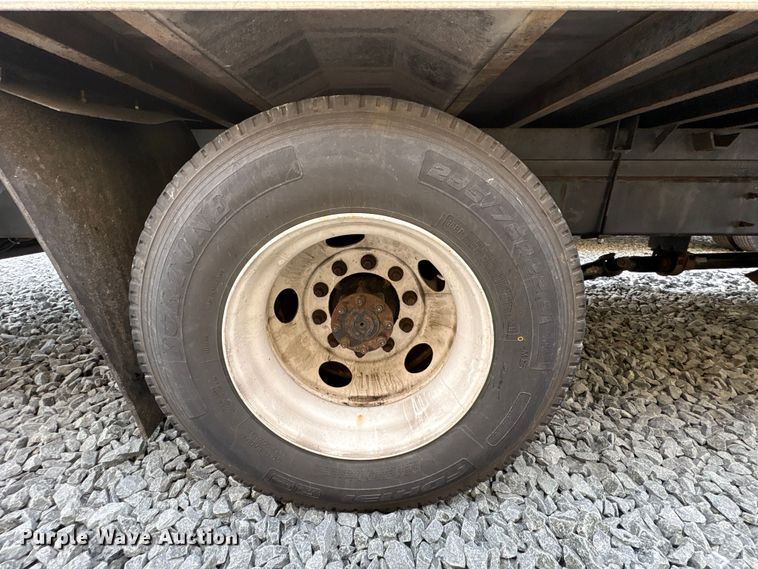 image for item YA1755 2016 International 4300 box truck