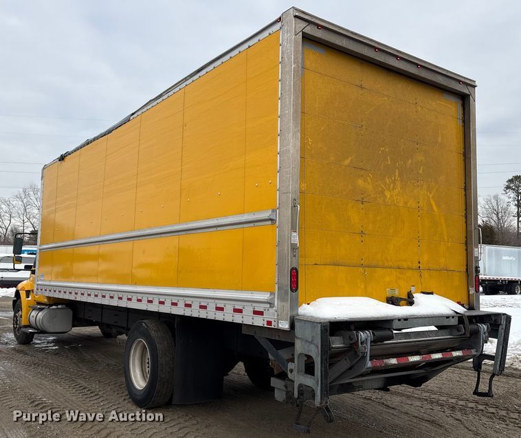 image for item YA1756 2019 International 4300 box truck