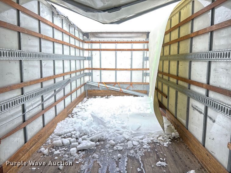 image for item YA1756 2019 International 4300 box truck