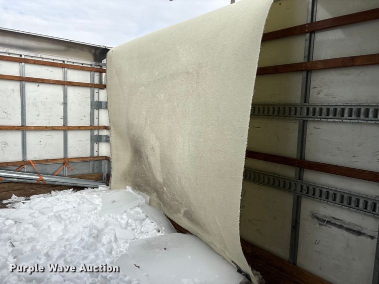 image for item YA1756 2019 International 4300 box truck