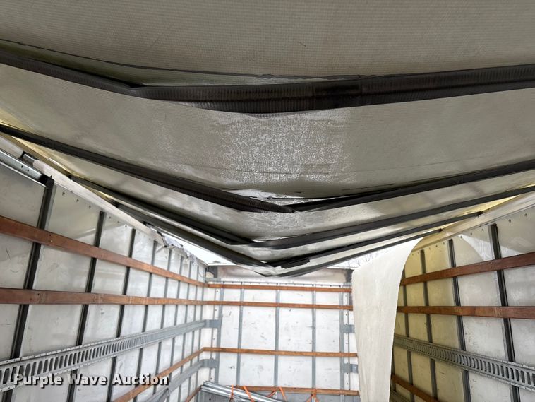 image for item YA1756 2019 International 4300 box truck