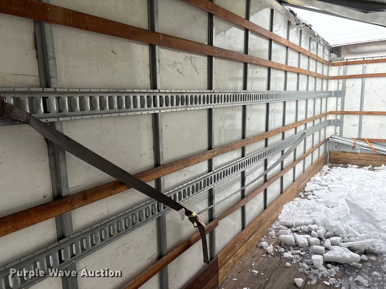 image for item YA1756 2019 International 4300 box truck