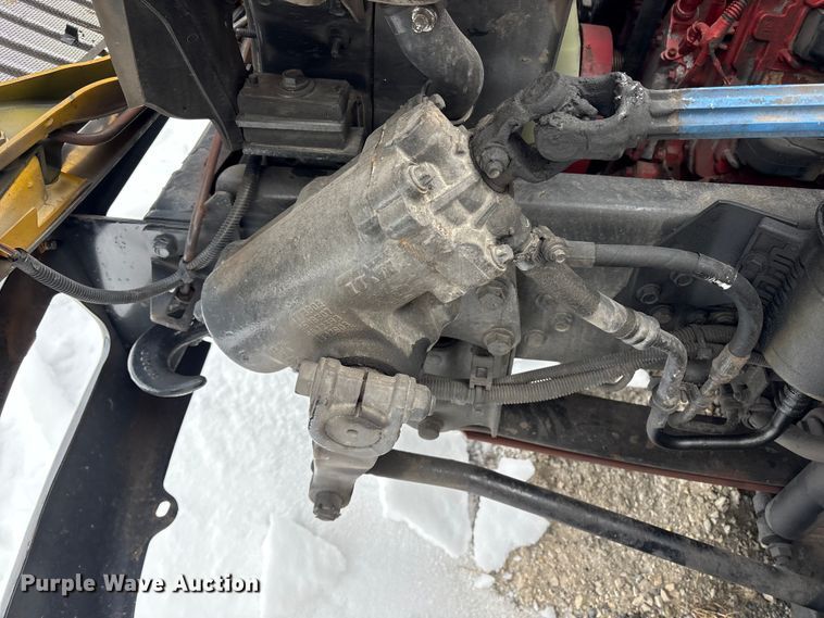 image for item YA1756 2019 International 4300 box truck