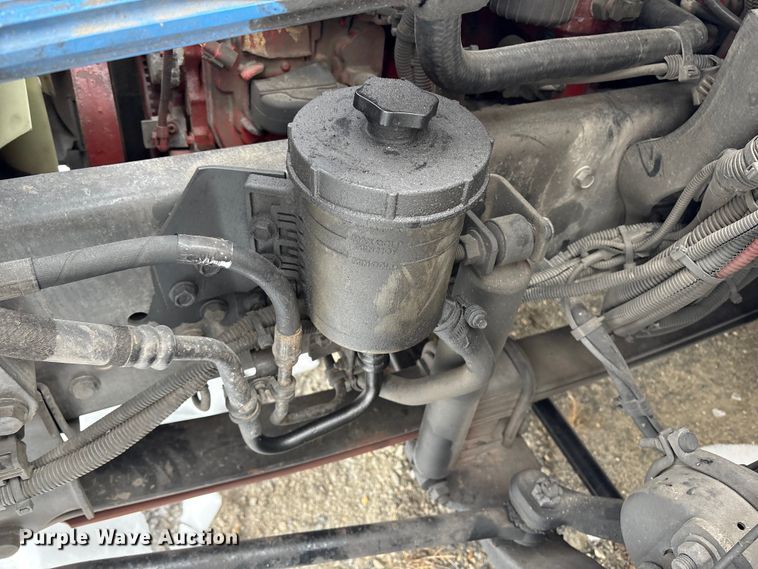 image for item YA1756 2019 International 4300 box truck