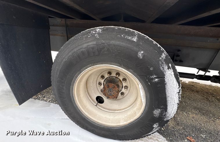 image for item YA1756 2019 International 4300 box truck