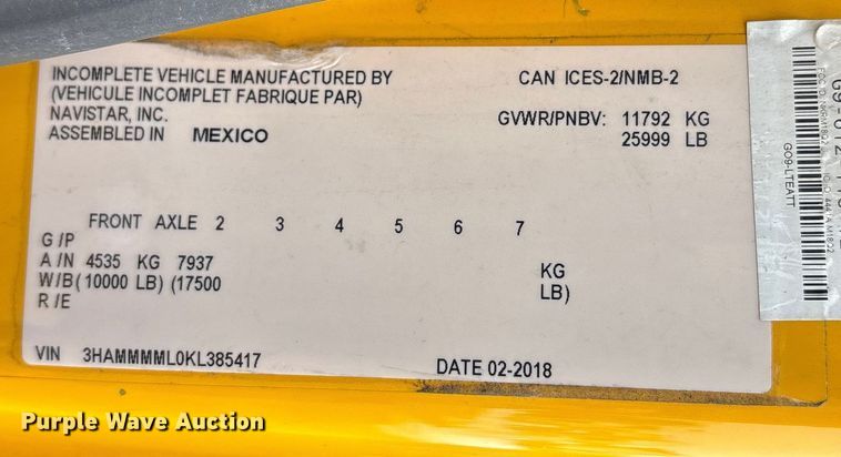 image for item YA1756 2019 International 4300 box truck