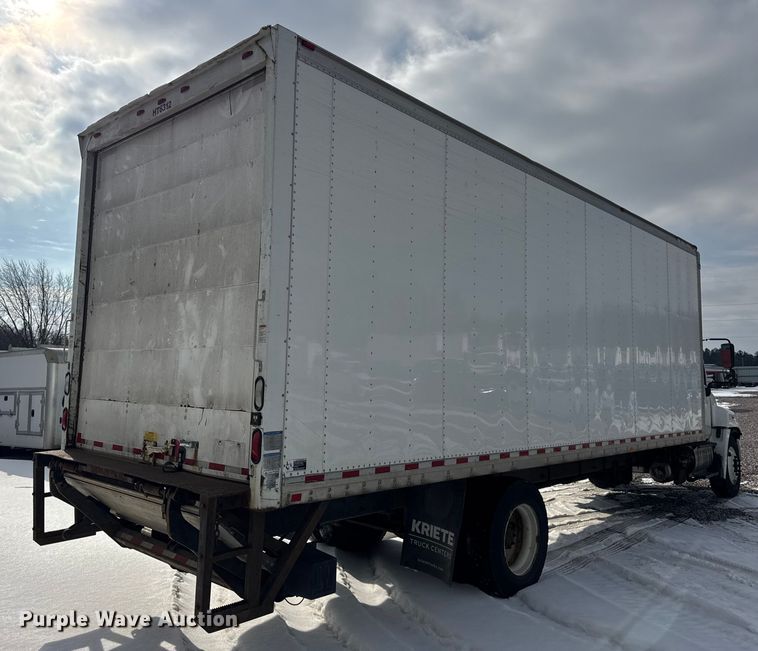 image for item YA1790 2016 Hino box truck