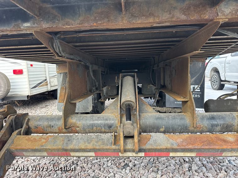 image for item YA1790 2016 Hino box truck