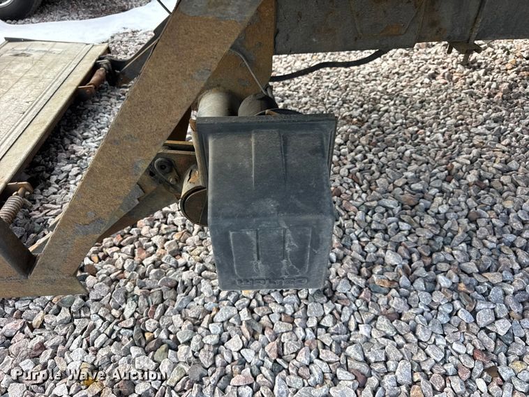 image for item YA1790 2016 Hino box truck