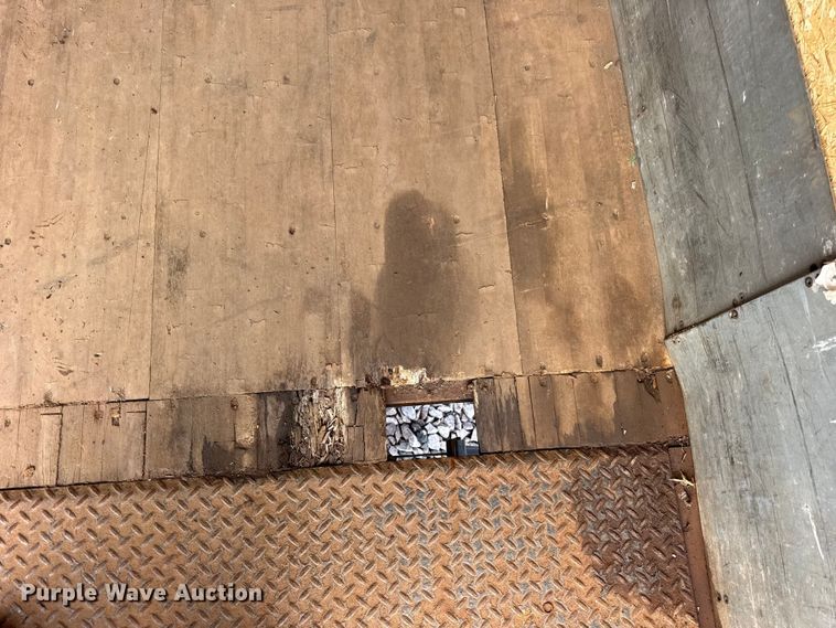 image for item YA1790 2016 Hino box truck