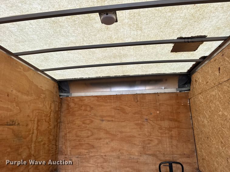 image for item YA1790 2016 Hino box truck