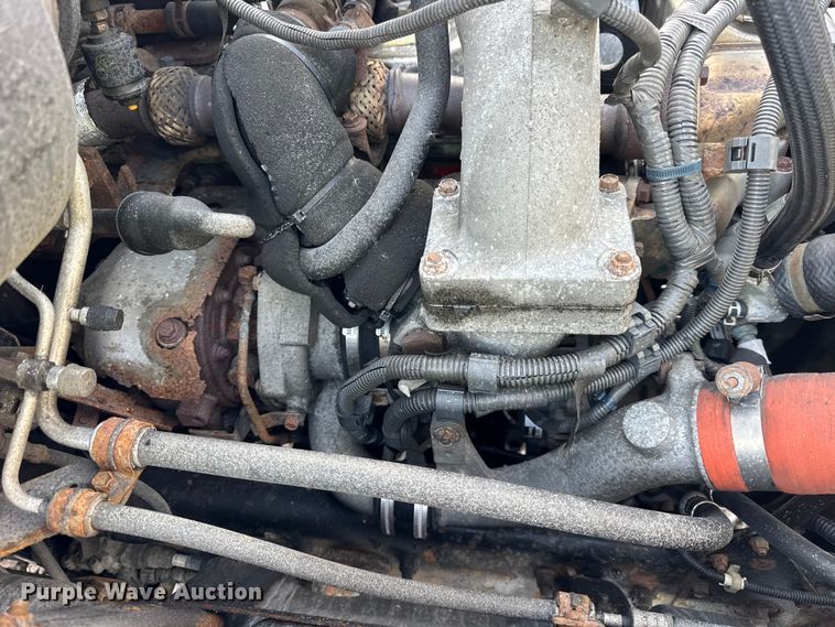 image for item YA1790 2016 Hino box truck