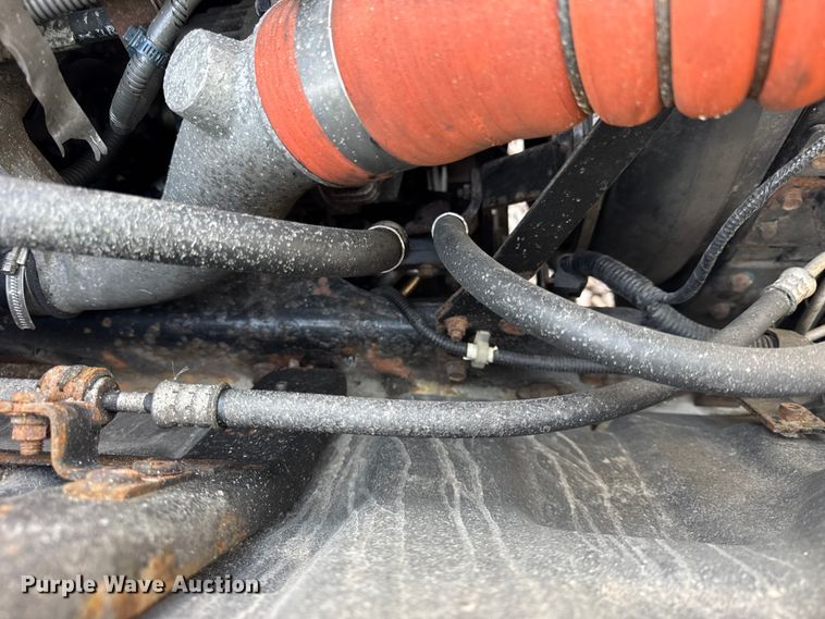 image for item YA1790 2016 Hino box truck