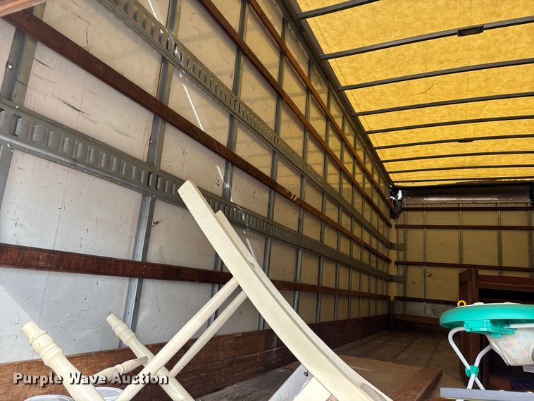 image for item YA1801 2018 Freightliner Business Class M2  box truck