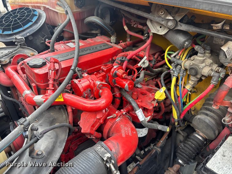 image for item YA1801 2018 Freightliner Business Class M2  box truck