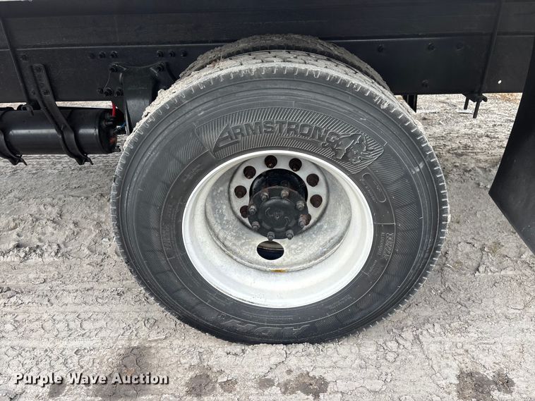 image for item YA1801 2018 Freightliner Business Class M2  box truck