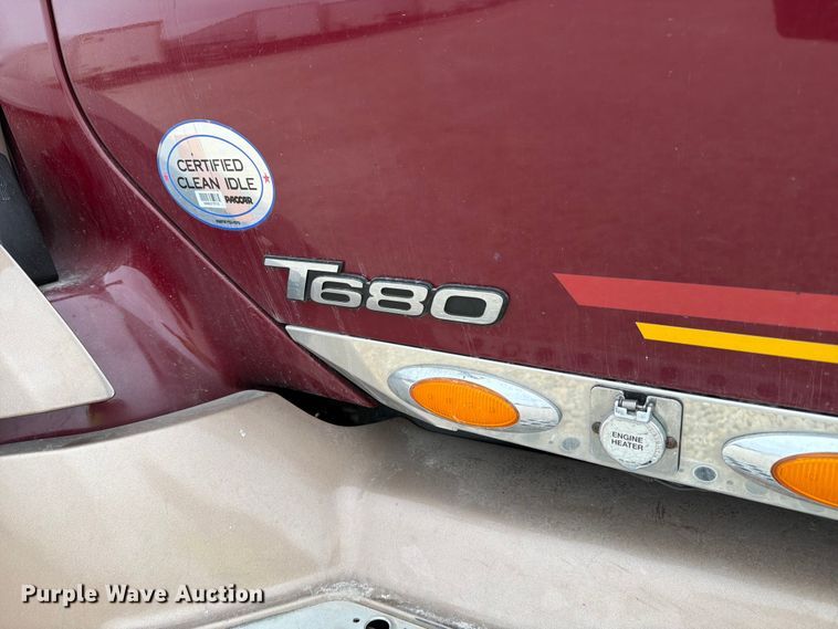 image for item YA1840 2020 Kenworth T680  semi truck