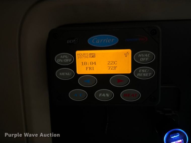 image for item YA1840 2020 Kenworth T680  semi truck