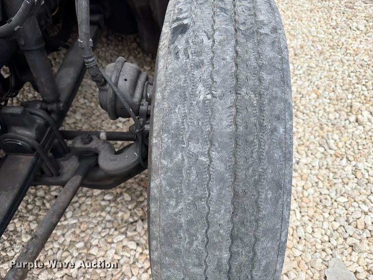 image for item YA1840 2020 Kenworth T680  semi truck