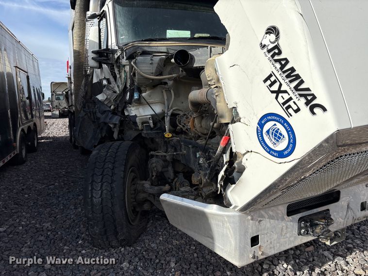 image for item YA1852 2025 Kenworth T880 hydrovac truck