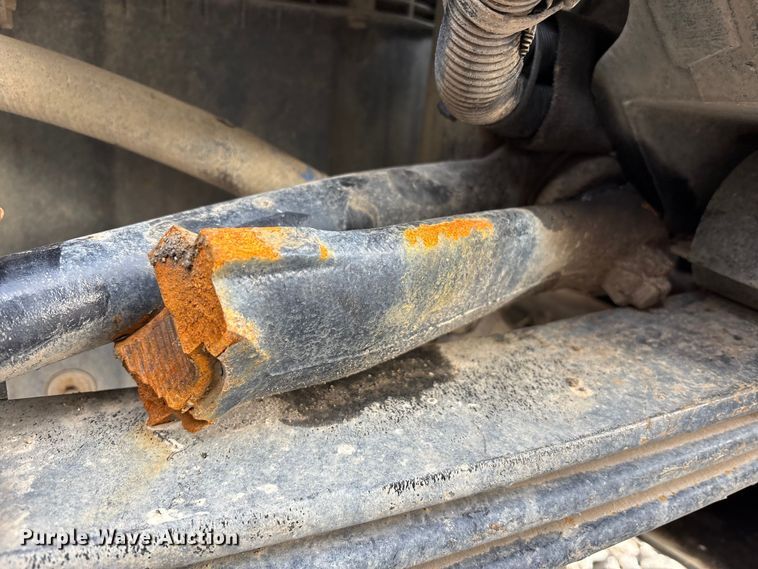 image for item YA1852 2025 Kenworth T880 hydrovac truck